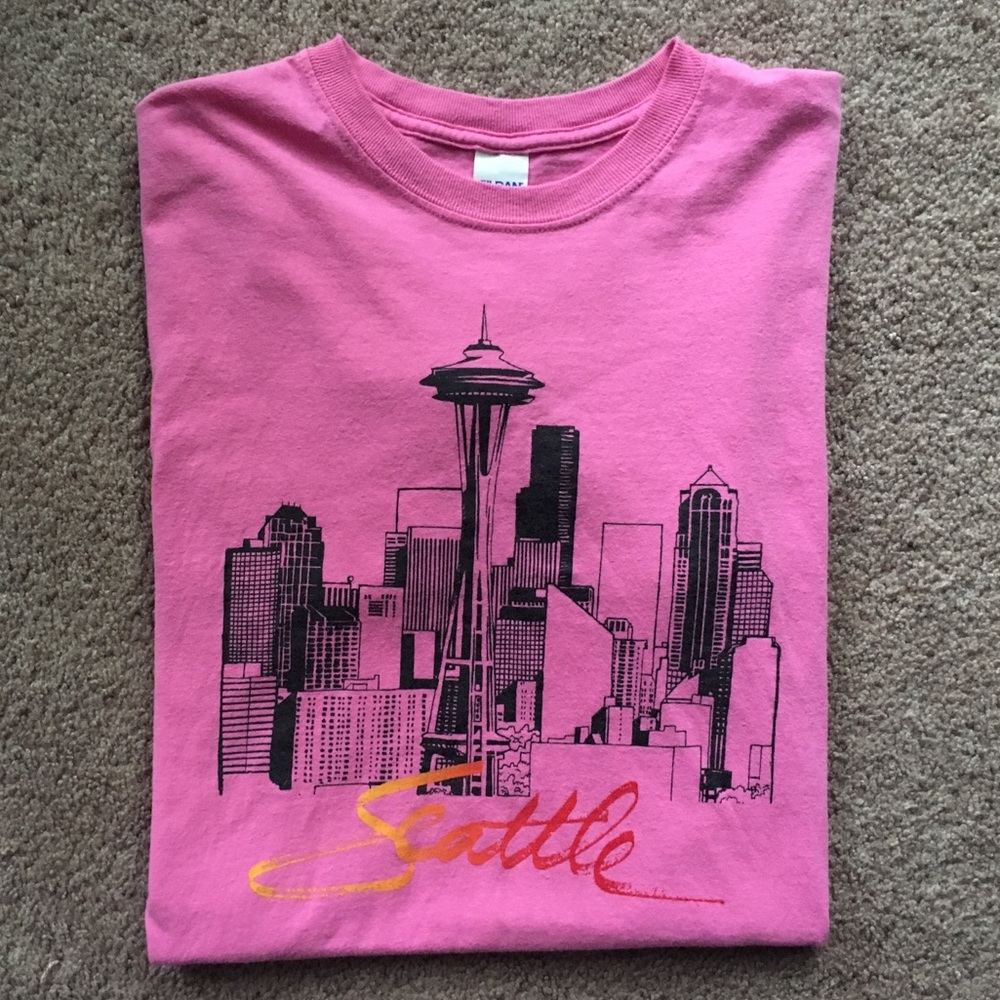 Vintage Seattle Skyline T-shirt